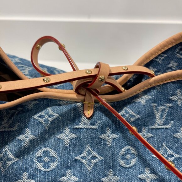 Louis Vuitton Monogram Denim Carry All MM Blue (JB1067) - Picture 9 of 16